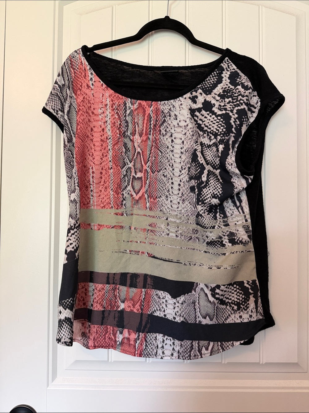 bobeau Coral, Black & Olive Snake-Print Short Sleeve Blouse